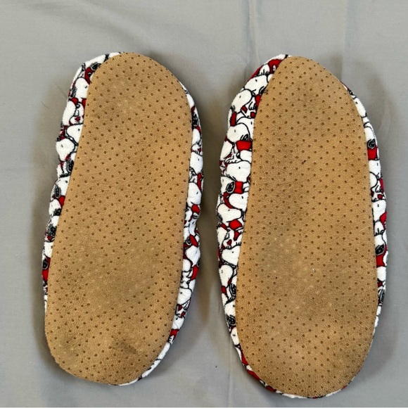 Snoopy Patterned Slippers Snoopie Slippers One Size - Picture 2 of 2